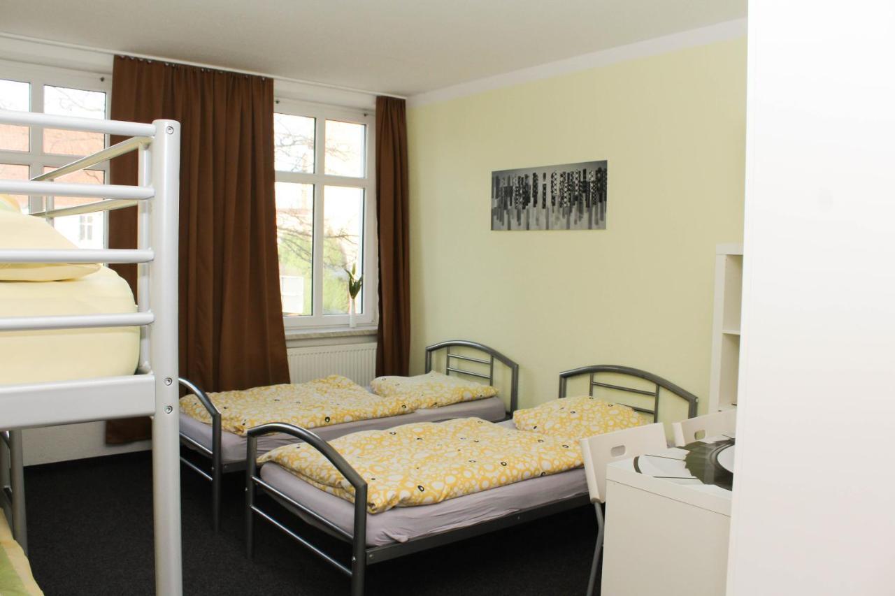Pension Berlin In ชเปรมแบร์ก ภายนอก รูปภาพ